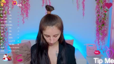Nika online show from 01/11/25, 02:36