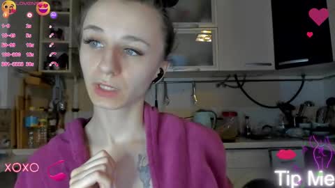 Nika online show from 03/10/25, 03:52