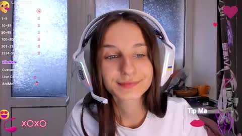 Nika online show from 09/15/25, 03:23