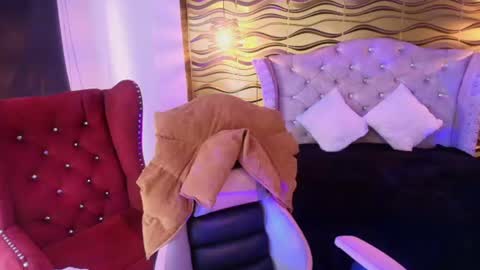 Nina Harpper online show from 07/10/26, 12:41