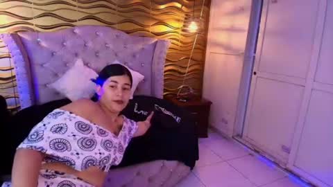 Nina Harpper online show from 08/01/26, 12:37