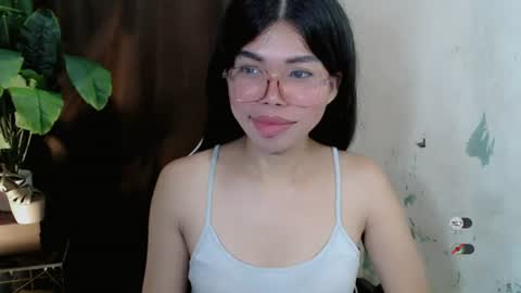 _odette22 online show from 07/06/26, 04:09