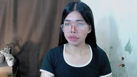 _odette22 online show from 07/19/26, 12:53