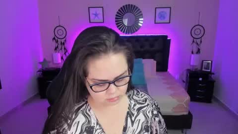 Olivia jones online show from 02/17/26, 11:50
