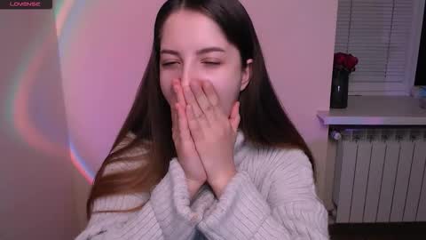 Snapshot of _oliviax_ chatting on 12/18/25, 01:39 Olivia online show from 12/18/25, 01:39