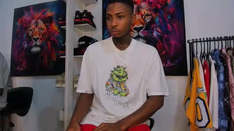 Snapshot of _pantera_09 chatting on 11/09/25, 07:50 Kevin online show from 11/09/25, 07:50