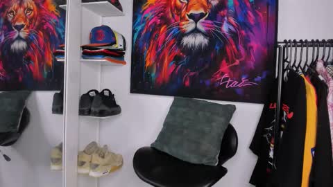 Snapshot of _pantera_09 chatting on 11/28/25, 11:13 Kevin online show from 11/28/25, 11:13