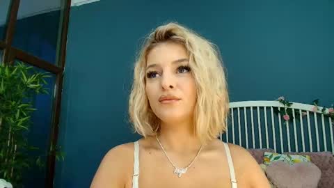 Alisa online show from 11/17/25, 05:13