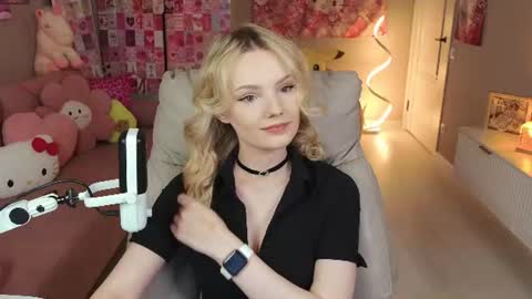 Tina online show from 07/28/26, 10:42