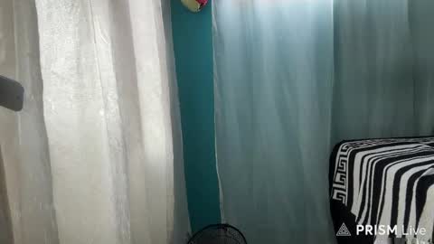 Snapshot of _peachyboy chatting on 04/18/26, 07:58 esteban online show from 04/18/26, 07:58