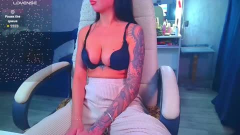 Ilona online show from 05/14/26, 08:10