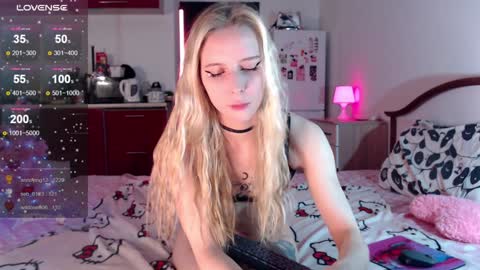 Snapshot of _pinkypay chatting on 12/20/24, 09:54 Pinky online show from 12/20/24, 09:54