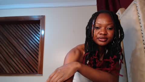 pixie online show from 02/03/25, 07:31