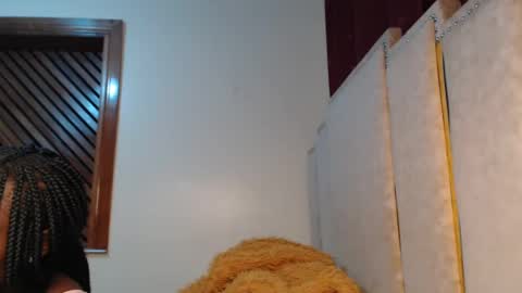 pixie online show from 02/07/25, 09:15