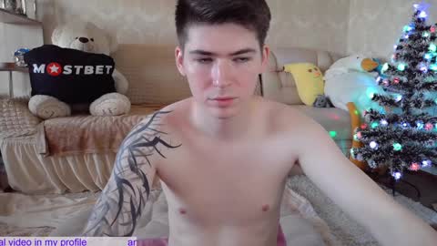 _pretty_fox_ online show from 12/06/24, 06:48