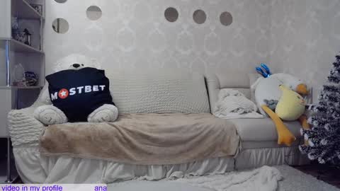 _pretty_fox_ online show from 12/23/24, 11:14