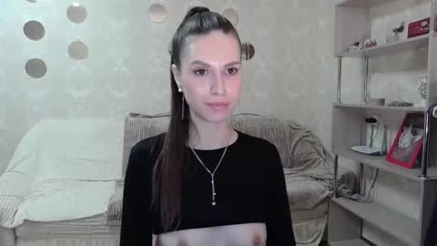 _pretty_fox_ online show from 10/01/25, 02:12