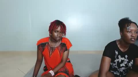 Snapshot of _prettyred chatting on 10/03/25, 06:27 _prettyred online show from 10/03/25, 06:27