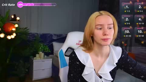 Snapshot of _ramona__ chatting on 11/01/25, 06:04 im Amy online show from 11/01/25, 06:04