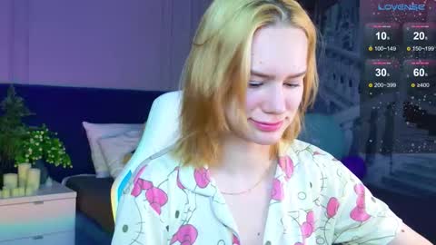 Snapshot of _ramona__ chatting on 11/30/25, 06:28 im Amy online show from 11/30/25, 06:28