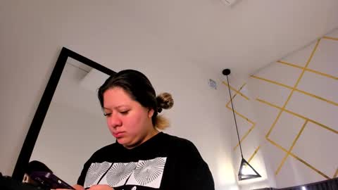 Snapshot of _rebecca1 chatting on 10/01/25, 02:23 rebecca online show from 10/01/25, 02:23