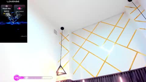 Snapshot of _rebecca1 chatting on 10/16/25, 02:07 rebecca online show from 10/16/25, 02:07