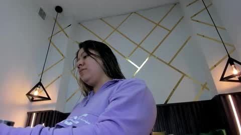 Snapshot of _rebecca1 chatting on 10/23/25, 01:54 rebecca online show from 10/23/25, 01:54