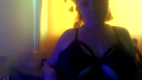 REDGOLD BABY  online show from 03/31/26, 05:24