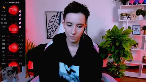 Snapshot of _rein_ramm chatting on 01/26/25, 12:11 Rein online show from 01/26/25, 12:11