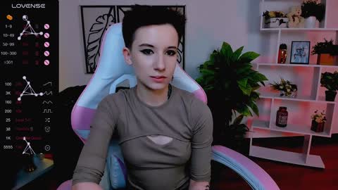 Snapshot of _rein_ramm chatting on 02/07/25, 06:14 Rein online show from 02/07/25, 06:14