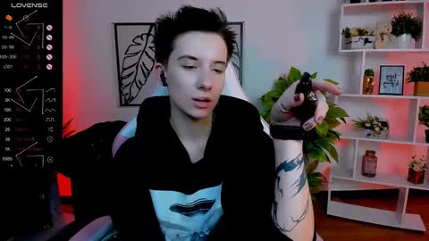 Snapshot of _rein_ramm chatting on 02/25/25, 12:13 Rein online show from 02/25/25, 12:13