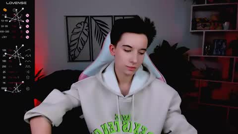 Snapshot of _rein_ramm chatting on 02/28/25, 12:20 Rein online show from 02/28/25, 12:20