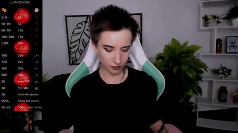 Snapshot of _rein_ramm chatting on 09/18/25, 05:15 Rein online show from 09/18/25, 05:15