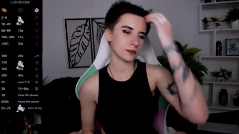 Snapshot of _rein_ramm chatting on 09/20/25, 05:47 Rein online show from 09/20/25, 05:47