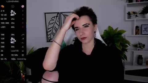 Snapshot of _rein_ramm chatting on 09/26/25, 06:01 Rein online show from 09/26/25, 06:01