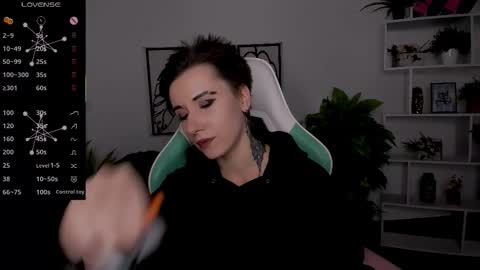 Snapshot of _rein_ramm chatting on 09/30/25, 07:30 Rein online show from 09/30/25, 07:30