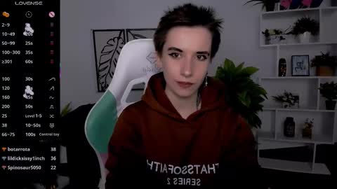 Snapshot of _rein_ramm chatting on 10/01/25, 08:26 Rein online show from 10/01/25, 08:26