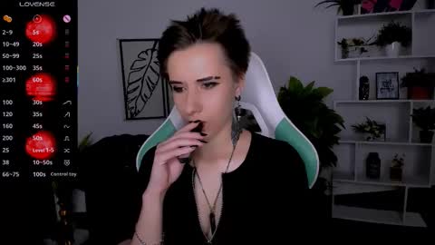 Snapshot of _rein_ramm chatting on 10/02/25, 08:27 Rein online show from 10/02/25, 08:27