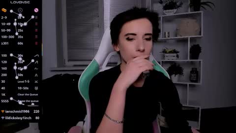 Snapshot of _rein_ramm chatting on 11/03/25, 08:54 Rein online show from 11/03/25, 08:54