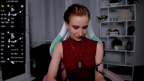 Snapshot of _rein_ramm chatting on 11/23/25, 06:08 Rein online show from 11/23/25, 06:08