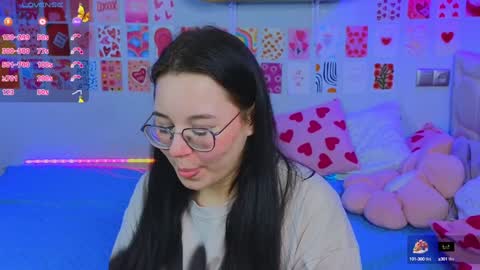 LISSAPVT IS OPEN online show from 02/01/25, 01:12