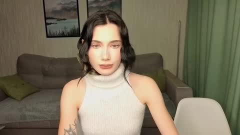 Snapshot of _reverse_gang_ chatting on 09/28/25, 04:40 LISSAPVT IS OPEN online show from 09/28/25, 04:40