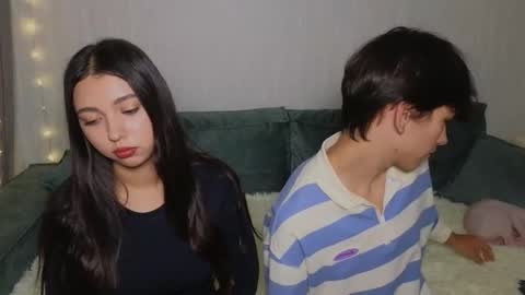 Snapshot of _reverse_gang_ chatting on 10/01/25, 01:28 LISSAPVT IS OPEN online show from 10/01/25, 01:28