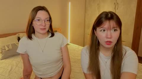 Snapshot of _reverse_gang_ chatting on 10/11/25, 04:12 LISSAPVT IS OPEN online show from 10/11/25, 04:12