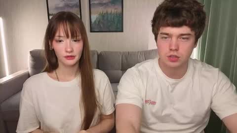 Snapshot of _reverse_gang_ chatting on 10/20/25, 04:29 LISSAPVT IS OPEN online show from 10/20/25, 04:29