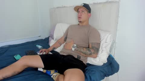 Snapshot of _robertobaggio chatting on 12/04/24, 12:47 Roberto online show from 12/04/24, 12:47