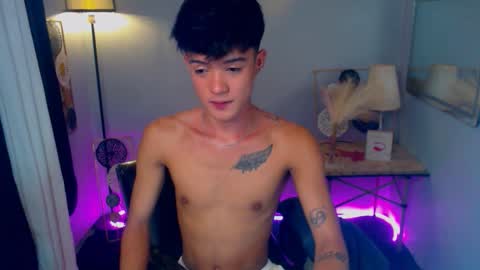 _robinmartinxx online show from 09/19/25, 10:27