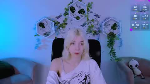 sabrina  online show from 07/28/26, 07:39