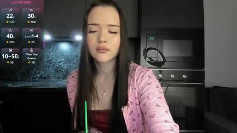 Sabrina online show from 06/06/26, 09:30