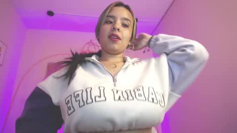 Salome online show from 12/14/24, 10:34